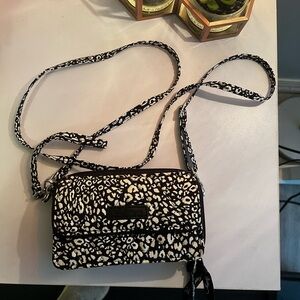 Vera Bradley Black and White cheetah Women's crossbody bag wallet clutch